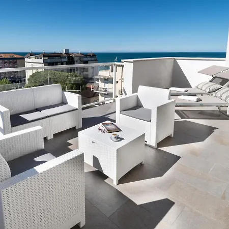 Atlantic & Hotell Gabicce Mare