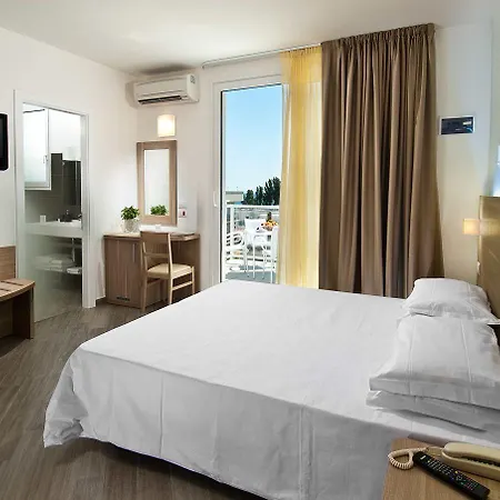 Atlantic & Hotell 3*