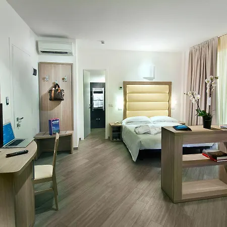 Hotell Atlantic & Gabicce Mare