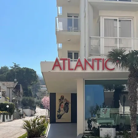 Отель Atlantic &